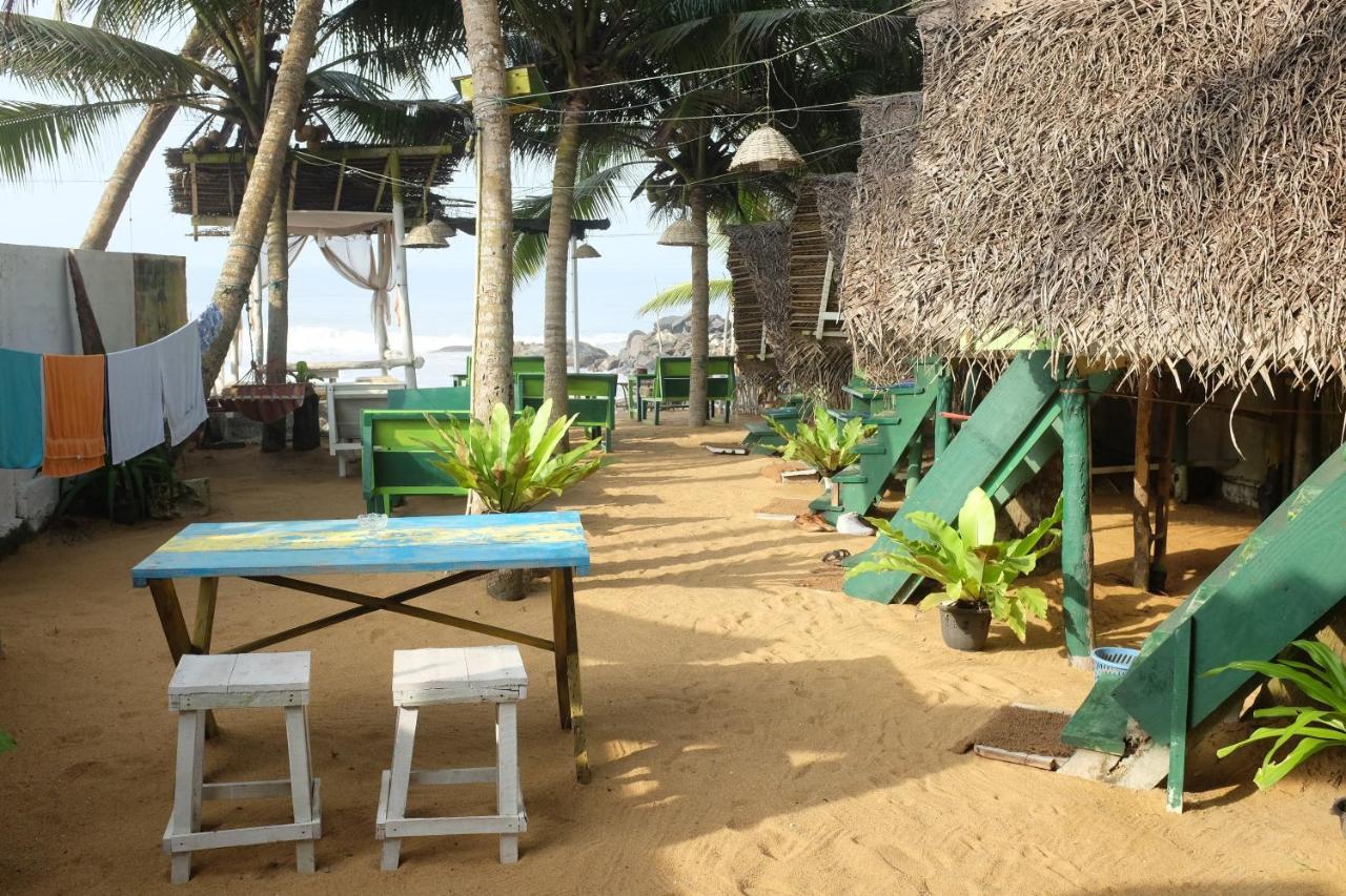 Oynise Beach Cabin Galle Exterior foto