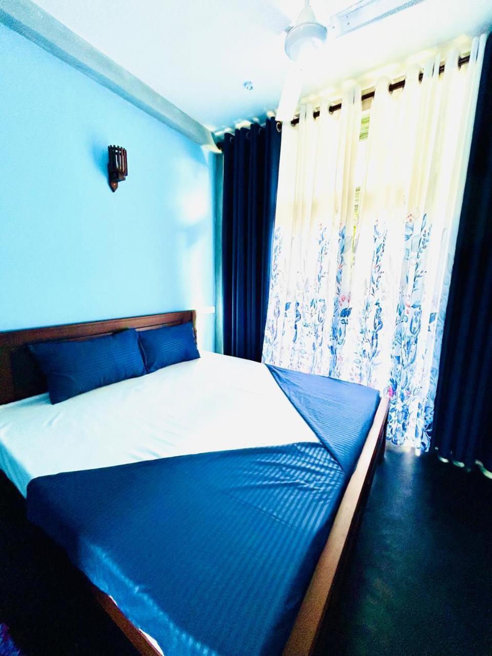 Oynise Beach Cabin Galle Quarto foto
